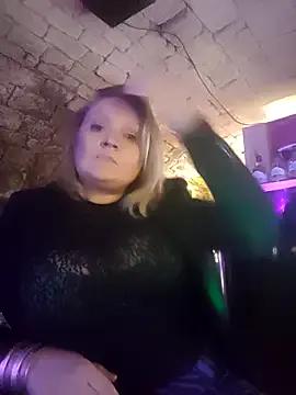 lady_charlyne — God chatte
