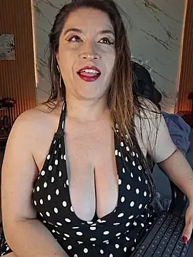 Lady_Sofhia — Saliva games