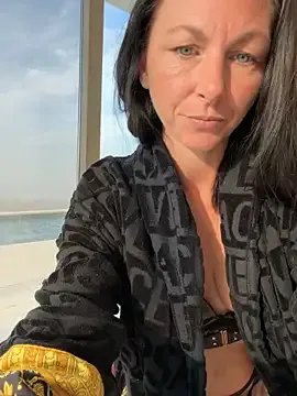 Mel-Mia — Slip Off  LT hot pic