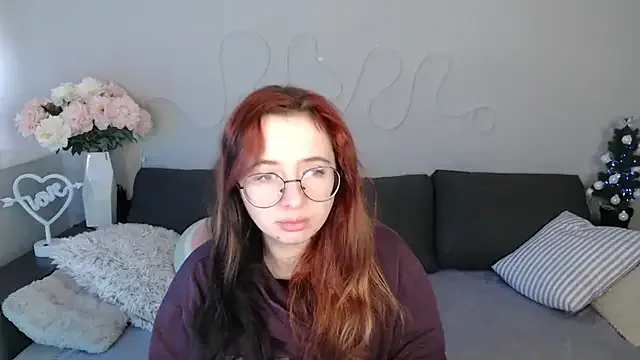 Mini_Diva on StripChat
