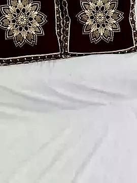 Miss_Riya20 — Flash pussy 
