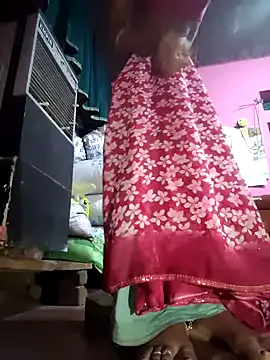 R_Roshni on StripChat