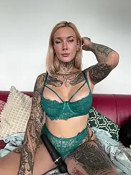 Stella-Kink — Last tip gets lesbian video