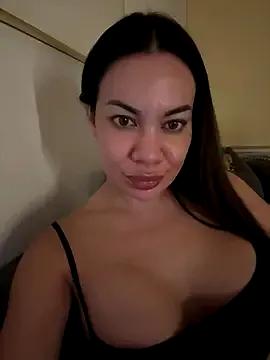SweetMeiiii — Show my Tongue + Nipple Massage 