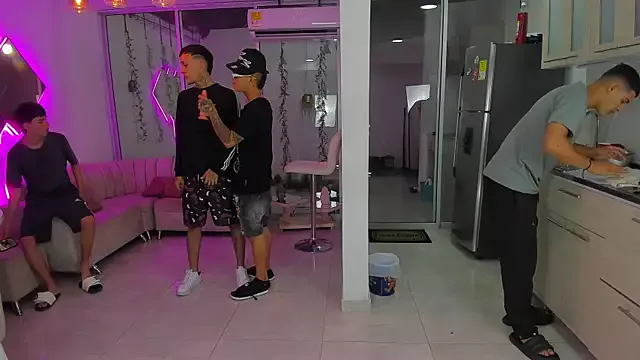 Warrios_teams on StripChat