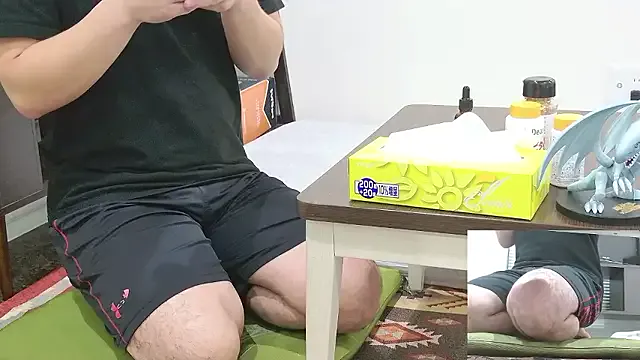 YARASERO-kun on StripChat